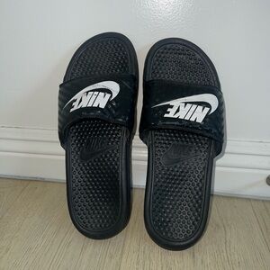 Nike slides